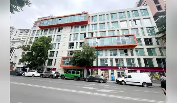 (Auto Translate!) 50 sq.m. office space for rent in the business center. from - 500 sq.m. Price: $18 including VAT, heating and air conditioning included.