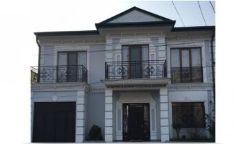 For Rent 240m2 New building Private House Newly renovated. Price: 2500$