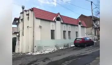 ქირავდება 364m2 ახალი აშენებული საკუთარი სახლი რემონტით. ფასი: 3000$