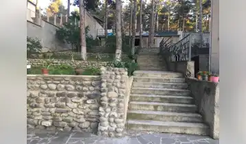 იყიდება 500m2 ახალი აშენებული საკუთარი სახლი რემონტით