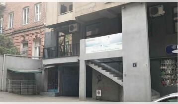 (Auto Translate!) Office space for rent at the beginning of Vera Tarkhnishvili, the space has an individual entrance from the street.