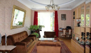 For Rent 1000m2 New building Private House Renovated. Price: 7000$