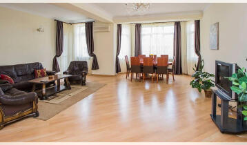 For Rent 135m2 New building Flat Renovated. Price: 1300$