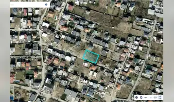 იყიდება 800m2 მიწის ნაკვეთი (არასასოფლო). ფასი: 256000$