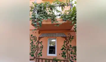 For Sale 326m2 Old Building Commercial Space (Hotel) Newly renovated. Price: 565000$