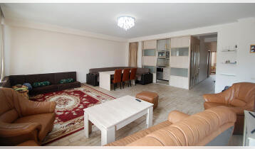 (Auto Translate!) 4-room apartment for sale on the 5th floor of a five-story newly built house (2015), the total area of ​​the apartment is 123 sq.m. Permeable.
3 bedrooms, 2 bathrooms, living room in studio style, kitchen-beautiful closet.
The apartment has 2 balconies on the yard and side of the street. All three bedrooms face the courtyard.
The apartment is fully renovated, furnished, central heating. Every room has air conditioning.
The apartment has its own, legal terrace (above the apartment). Area - 149.40 sq.m. Sewage and water are on the terrace. The apartment has its own parking lot.