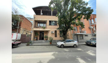 For Rent 420m2 New building Private House Renovated. Price: 5000$