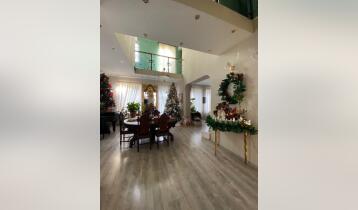 For Sale 478m2 Old Building Private House Old renovated. Price: 1000000$