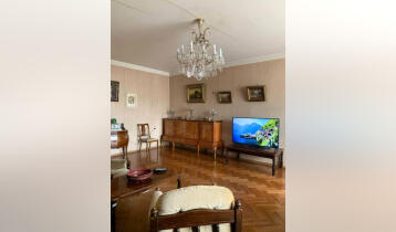 For Sale 214m2 Nonstandard Old Building Flat Old renovated. Price: 310000$