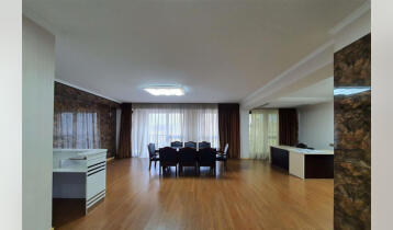 For Rent 139m2 New building Office Renovated. Price: 2000$
