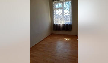 For Sale 90m2 Nonstandard New building Flat Newly renovated. Price: 155000$