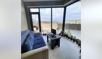 (Auto Translate!) Apartment for sale immediately 260 sq.m. Bedroom 4 Bathrooms 2 Living room Kitchen cabinet Veranda 100 sq.m. Beautiful view 12 floor price 1000 $ Kvernadze.m. Price agreement is possible
