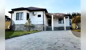 (Auto Translate!) In Okrokana, on the funicular road (private house for sale with 1165 sq.m. well-maintained yard, swimming pool (with filter and lighting), panchaturi (intended for winter / summer), remote control gate, parking space for 4 cars, equipped with cameras. The house is 295 sq.m. Kitchen (all appliances: gas stove, hood, oven, refrigerator, dishwasher), wardrobe, 4 TVs, 4 air conditioners, washing machine (laundry room), central heating system, basement, terrace, all furniture.