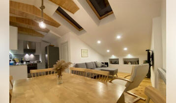 (Auto Translate!) A newly renovated apartment for sale, fully equipped with furniture and appliances, with a terrace!
