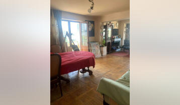 For Sale 115m2 Nonstandard Old Building Flat Old renovated. Price: 200000$