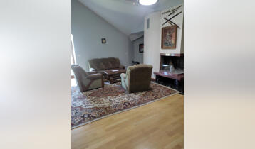 For Rent 340m2 Nonstandard New building Flat Renovated. Price: 2500$