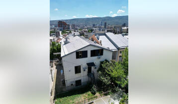 For Sale 753m2 Old Building Private House Old renovated. Price: 500000$