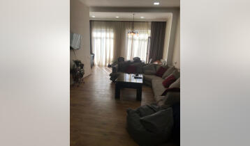 (Auto Translate!) Apartment for sale in Vake, at the corner of Arakishvili and Abashizi. Area 95 sq.m., 3 rooms, 2 bedrooms, ceiling height 3.30, balcony, floor: 4/4, parking in the closed yard.