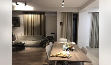 For Rent 169m2 Nonstandard New building Flat Newly renovated. Price: 1800$