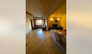 For Sale 172m2 Moscow Old Building Flat Renovated. Price: 190000$