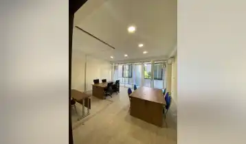 For Rent 100m2 New building Office Newly renovated. Price: 1000$