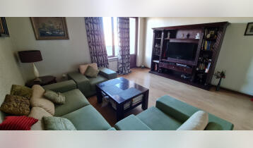 For Sale 118m2 Nonstandard Old Building Flat Old renovated. Price: 210000$