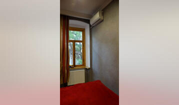 For Sale 110m2 Nonstandard Old Building Flat Renovated. Price: 350000$