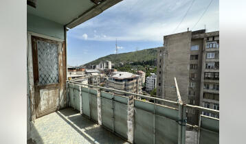 For Sale 105m2 Nonstandard Old Building Flat Not renovated. Price: 175000$