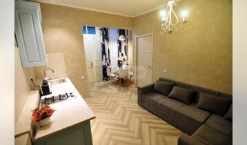 (Auto Translate!) Newly renovated apartment for rent in the center of Old Tbilisi, Orpiri street, accessible from Betlem street
