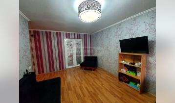 For Sale 96m2 Khrushchov Old Building Flat Newly renovated. Price: 140000$