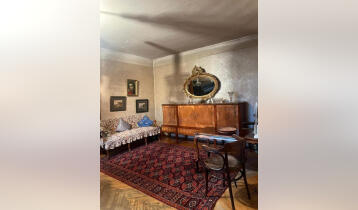 For Sale 140m2 Kavlashvili Old Building Flat Old renovated. Price: 200000$