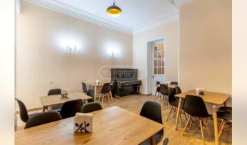 (Auto Translate!) An old built apartment is for sale in the best place of the city, on St. Petersburg street. Total area 565 sq/m. Of this, 265 sq/m is fully renovated, the ceiling height is 5 meters, the apartment is equipped with furniture and appliances. The house has three balconies. 300 sq/m is an approved attic for renovation. The entrance to the house is fully renovated and secured.