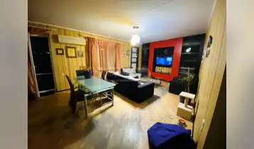 (Auto Translate!) A 3-room apartment for sale in a 4-storey house on Shota Kavlashvili Street. The apartment has 2 bedrooms, 1 living room, 1 kitchen, 1 bathroom, toilet and wardrobe room. The house is surrounded by 2 large balconies. 1 bedroom, living room and kitchen opens onto the balcony, and the window of the second bedroom opens onto the balcony. The living room has a view of Kote Afzakhi Street and Avlabri, the bedrooms and kitchen have a view of the yard. The kitchen, living room, large bedroom, wardrobe room and hall have built-in furniture (wardrobes). Air conditioners are installed in the living room and the large bedroom. The apartment has central heating and hot water (boiler) and the apartment has an alarm system. The house was built in the late 90s. It does not have an elevator. There is a parking place in the yard. Depending on the area and layout of the apartment, it is quite possible to remodel the apartment and add 1 bedroom and a bathroom.