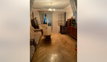 For Sale 140m2 City Old Building Flat Old renovated. Price: 130000$