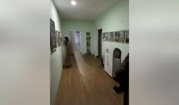 {{ gallery.alt }}