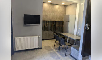 (Auto Translate!) A 126-square-meter apartment with furniture and appliances is for sale near the Sports Palace, both apartments are rented with a one-year contract.