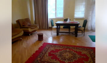 (Auto Translate!) For sale, 145 sq.m. in a newly built house near a round garden on Paliashvili Street. Renovated 3-room apartment.
