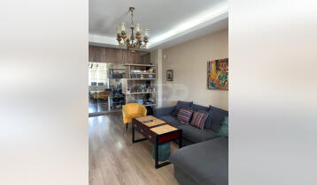 (Auto Translate!) Renovated, 3-room apartment on Politkovskaya street with furniture and appliances for sale.