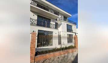 For Sale 450m2 New building Private House Green frame. Price: 500000$