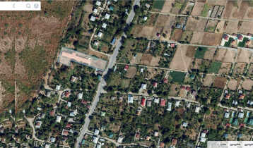 მიწა და არასაცხოვრებელი დანიშნულების შენობა (ფერმა) 988 კვ.მ სარემოტო, რაიონი დუშეთი , ჭონქაძე , სოფელი არაგვისპირი.