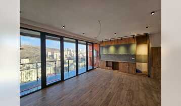 (Auto Translate!) An uninhabited, newly renovated apartment with high-quality materials is for sale. The apartment is bright with the best views, 25th floor.