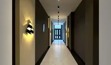 {{ gallery.alt }}