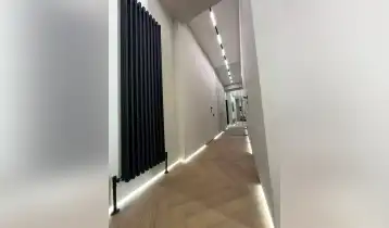 {{ gallery.alt }}