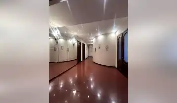 {{ gallery.alt }}
