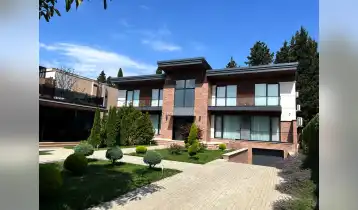 Сдается 750m2 Новостройка Дом с новым ремонтом. Цена: 8000$
