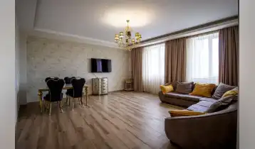 For Sale 120m2 Nonstandard New building Flat Newly renovated. Price: 300000$