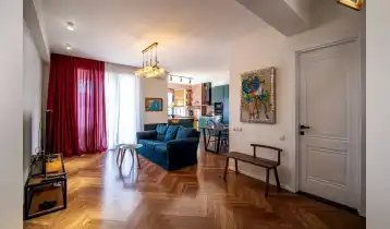 For Sale 92m2 Nonstandard New building Flat Newly renovated. Price: 211600$