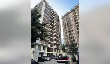 Продается 57m2 Нестандартный Новостройка Квартира Белый каркас. Цена: 100000$