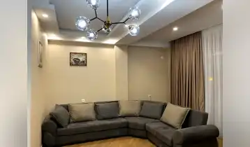 Продается 100m2 Нестандартный Новостройка Квартира с новым ремонтом. Цена: 250000$