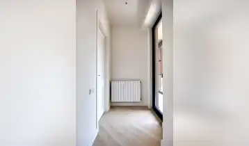{{ gallery.alt }}